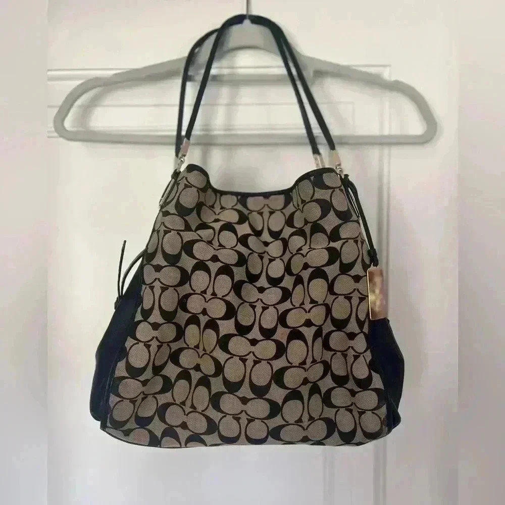 Coach Madison Large Shoulder Bag - C1481-32721 - Printed Signature Fabric